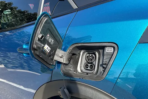 37 of 67 for PEUGEOT e-2008 54kWh GT Auto 5dr (7kW Charger)