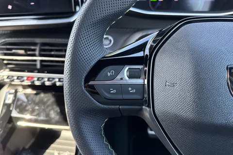 39 of 67 for PEUGEOT e-2008 54kWh GT Auto 5dr (7kW Charger)