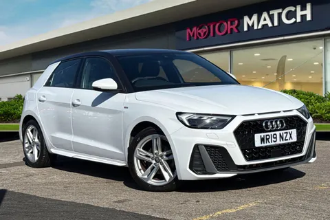 WR19NZX Audi A1 1.0 TFSI 30 S line Sportback Euro 6 (s/s) 5dr Thumbnail #2
