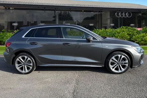 LR75CYS Audi A3 Sportback S line 40 TFSI e  204 PS S tronic Thumbnail #4