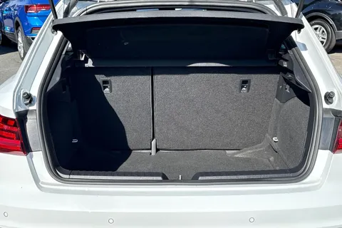 WR19NZX Audi A1 1.0 TFSI 30 S line Sportback Euro 6 (s/s) 5dr Thumbnail #8