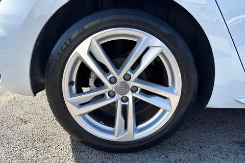 WR19NZX Audi A1 1.0 TFSI 30 S line Sportback Euro 6 (s/s) 5dr Thumbnail #11