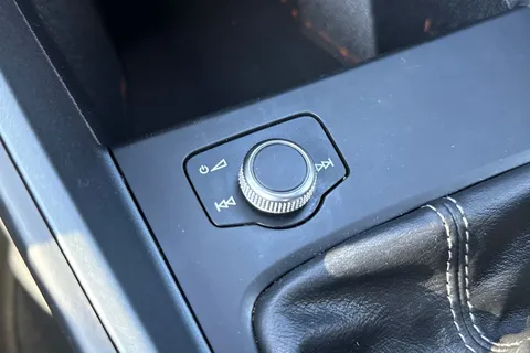 WR19NZX Audi A1 1.0 TFSI 30 S line Sportback Euro 6 (s/s) 5dr Thumbnail #37