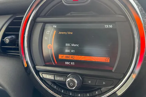 42 of 63 for Mini Hatch 1.5 Cooper Classic Euro 6 (s/s) 5dr