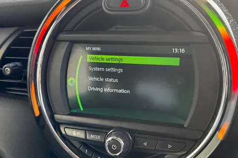 46 of 63 for Mini Hatch 1.5 Cooper Classic Euro 6 (s/s) 5dr