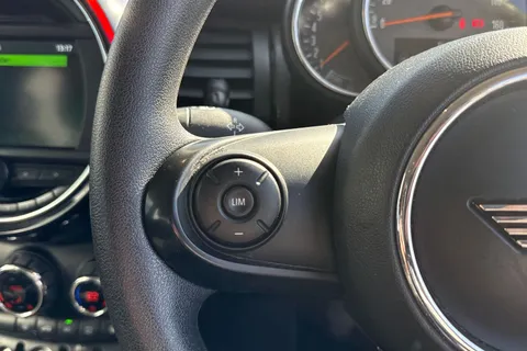 51 of 63 for Mini Hatch 1.5 Cooper Classic Euro 6 (s/s) 5dr