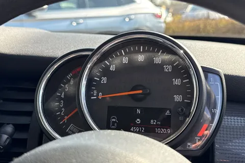 55 of 63 for Mini Hatch 1.5 Cooper Classic Euro 6 (s/s) 5dr