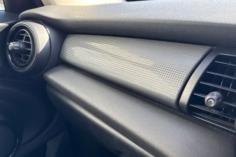 56 of 63 for Mini Hatch 1.5 Cooper Classic Euro 6 (s/s) 5dr