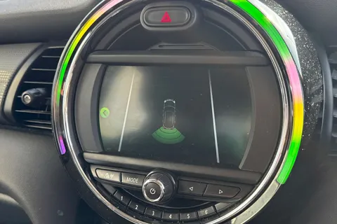 60 of 63 for Mini Hatch 1.5 Cooper Classic Euro 6 (s/s) 5dr