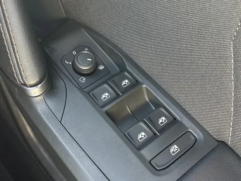 MF25OPW CUPRA Formentor 1.5 eTSI 150 V1 5dr DSG Thumbnail #18