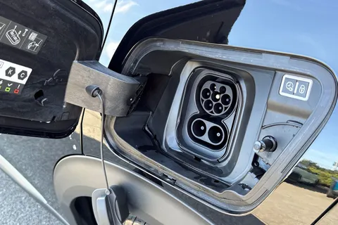 30 of 67 for PEUGEOT e-2008 54kWh Allure Auto 5dr (7kW Charger)