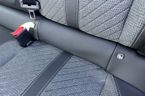 32 of 67 for PEUGEOT e-2008 54kWh Allure Auto 5dr (7kW Charger)