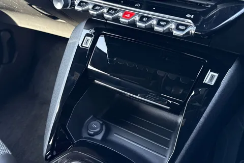 53 of 67 for PEUGEOT e-2008 54kWh Allure Auto 5dr (7kW Charger)