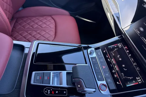 PJ75XKD Audi SQ7 SUV  Black Edition TFSI  507 PS tiptronic Thumbnail #23