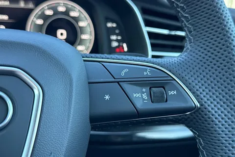 PJ75XKD Audi SQ7 SUV  Black Edition TFSI  507 PS tiptronic Thumbnail #26