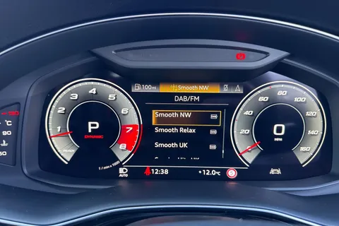 PJ75XKD Audi SQ7 SUV  Black Edition TFSI  507 PS tiptronic Thumbnail #30