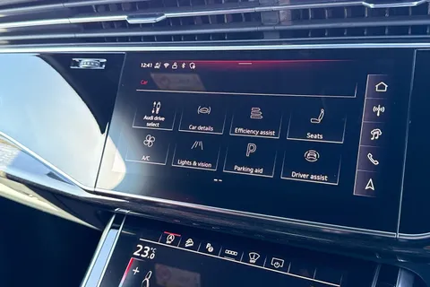 PJ75XKD Audi SQ7 SUV  Black Edition TFSI  507 PS tiptronic Thumbnail #44