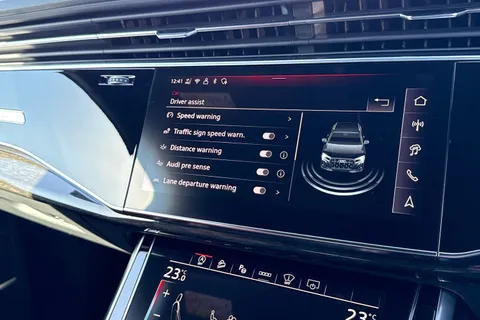 PJ75XKD Audi SQ7 SUV  Black Edition TFSI  507 PS tiptronic Thumbnail #47