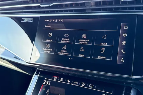 PJ75XKD Audi SQ7 SUV  Black Edition TFSI  507 PS tiptronic Thumbnail #50