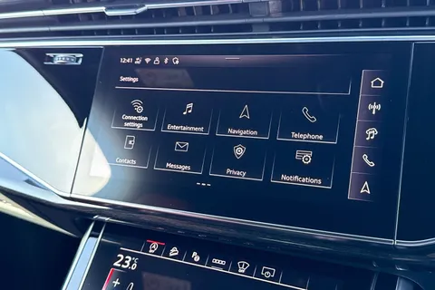 PJ75XKD Audi SQ7 SUV  Black Edition TFSI  507 PS tiptronic Thumbnail #51