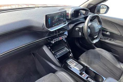 15 of 67 for PEUGEOT e-2008 50kWh GT Premium Auto 5dr (7kW Charger)