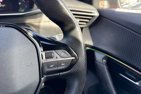 41 of 67 for PEUGEOT e-2008 50kWh GT Premium Auto 5dr (7kW Charger)