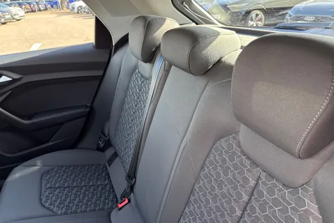 DN74GWM Audi A1 Sport 30 TFSI 116 PS 6-speed Thumbnail #20