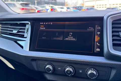 DN74GWM Audi A1 Sport 30 TFSI 116 PS 6-speed Thumbnail #36