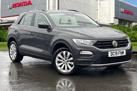 1 of 46 for VOLKSWAGEN T-ROC 1.6 TDI SE 5dr