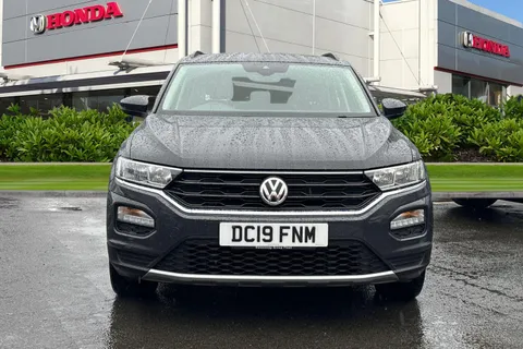4 of 46 for VOLKSWAGEN T-ROC 1.6 TDI SE 5dr