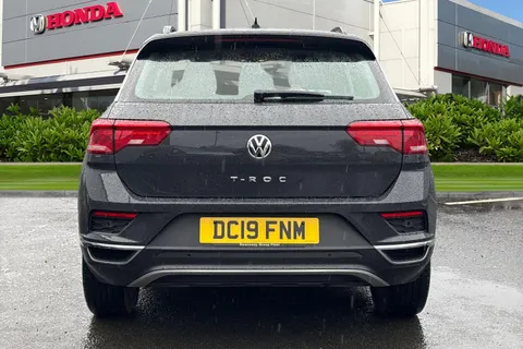 5 of 46 for VOLKSWAGEN T-ROC 1.6 TDI SE 5dr