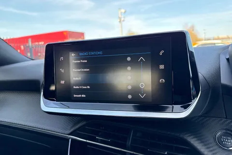 MM23PZC PEUGEOT 2008 1.2 PureTech Allure Premium + Euro 6 (s/s) 5dr Thumbnail #45