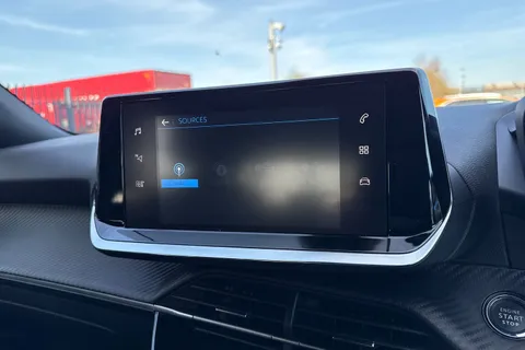 MM23PZC PEUGEOT 2008 1.2 PureTech Allure Premium + Euro 6 (s/s) 5dr Thumbnail #46