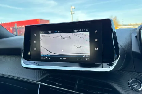 MM23PZC PEUGEOT 2008 1.2 PureTech Allure Premium + Euro 6 (s/s) 5dr Thumbnail #51