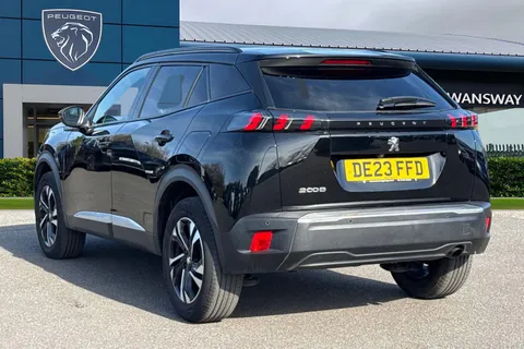 DE23FFD PEUGEOT 2008 1.2 PureTech Allure Premium + Euro 6 (s/s) 5dr Thumbnail #3