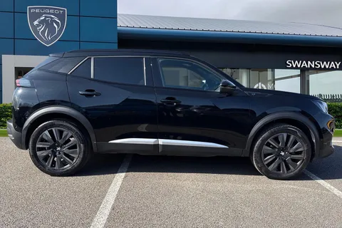 VO72OUK PEUGEOT e-2008 50kWh GT Premium Auto 5dr (7kW Charger) Thumbnail #3