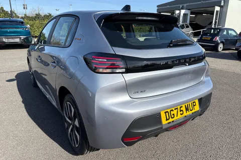 DG75MUP PEUGEOT 208 1.2 PureTech Style Euro 6 (s/s) 5dr Thumbnail #7
