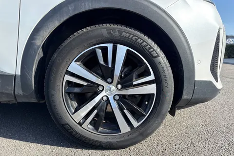 KM73YNB PEUGEOT 3008 1.2 HYBRID GT e-DSC6 Euro 6 (s/s) 5dr Thumbnail #11