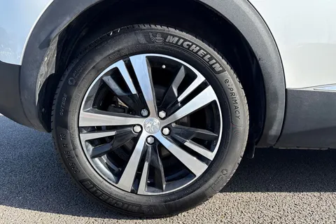 KM73YNB PEUGEOT 3008 1.2 HYBRID GT e-DSC6 Euro 6 (s/s) 5dr Thumbnail #12