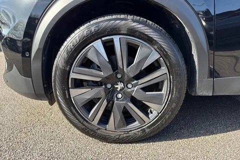 VO72OUK PEUGEOT e-2008 50kWh GT Premium Auto 5dr (7kW Charger) Thumbnail #13