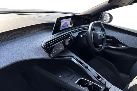 KP74JWC PEUGEOT 3008 1.2 HYBRID GT e-DSC6 Euro 6 (s/s) 5dr Thumbnail #15