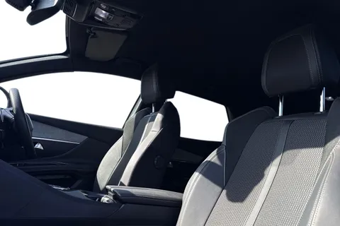 KM73YNB PEUGEOT 3008 1.2 HYBRID GT e-DSC6 Euro 6 (s/s) 5dr Thumbnail #17