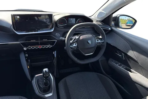 DG75MUP PEUGEOT 208 1.2 PureTech Style Euro 6 (s/s) 5dr Thumbnail #17