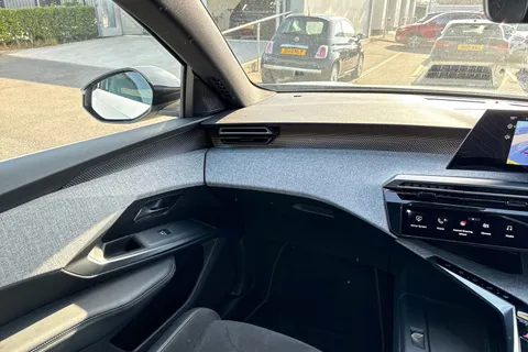 KP74JWC PEUGEOT 3008 1.2 HYBRID GT e-DSC6 Euro 6 (s/s) 5dr Thumbnail #20