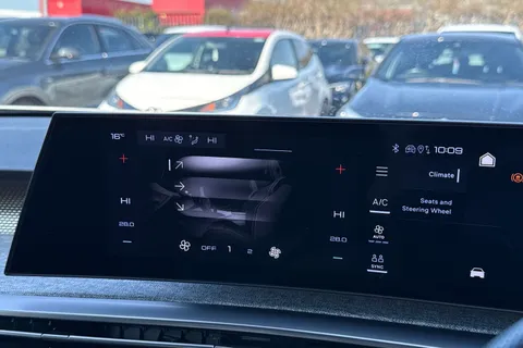 KP74JWC PEUGEOT 3008 1.2 HYBRID GT e-DSC6 Euro 6 (s/s) 5dr Thumbnail #22