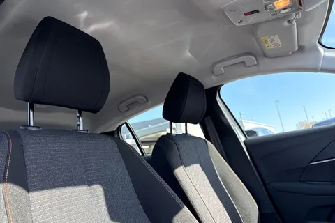 DG75MUP PEUGEOT 208 1.2 PureTech Style Euro 6 (s/s) 5dr Thumbnail #23