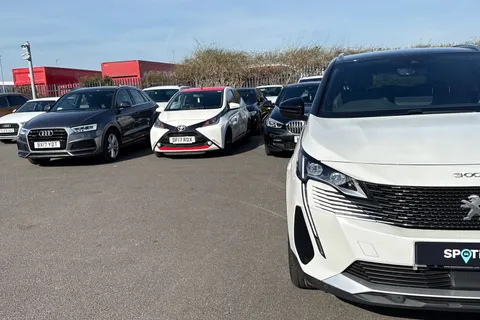 KM73YNB PEUGEOT 3008 1.2 HYBRID GT e-DSC6 Euro 6 (s/s) 5dr Thumbnail #26