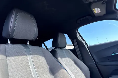 DE23FFD PEUGEOT 2008 1.2 PureTech Allure Premium + Euro 6 (s/s) 5dr Thumbnail #24