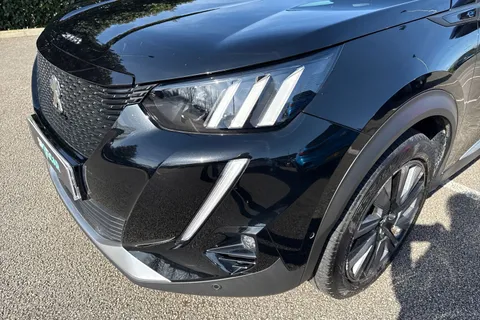 VO72OUK PEUGEOT e-2008 50kWh GT Premium Auto 5dr (7kW Charger) Thumbnail #27