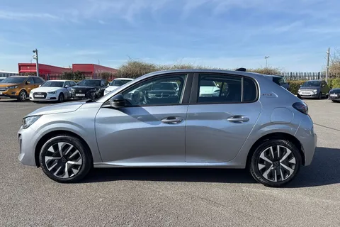 DG75MUP PEUGEOT 208 1.2 PureTech Style Euro 6 (s/s) 5dr Thumbnail #29